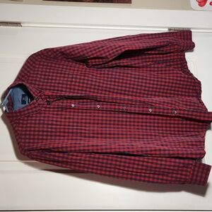 Men's XL button down shirt.